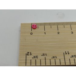 1 stk knap i plastik (ny) 1:12/1:16 � 0,4 cm
