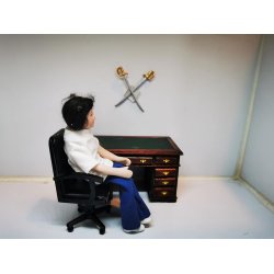 Sabel til dukkehus i metal (nyt)