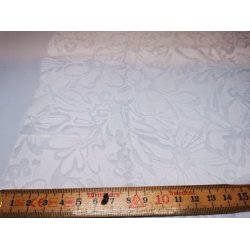 Hvidt stof med blomster mnster 35 x 29 cm