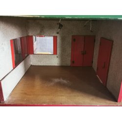 Rdt murstens hus med kkkenbord og altan (brugt) SENDES IKKE