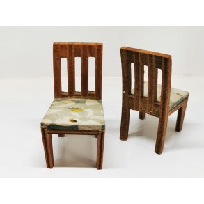 Stol til dukkerhuse scala 1:12) (brugt)