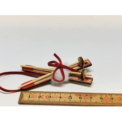 Ski og stave i tr (nye)