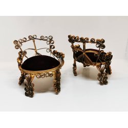 Stol i metal med velour sde. Tramp art (antik/hndlavet) 