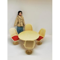 Retro bord i plastik (brugt)