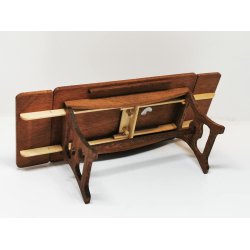 Bord med udtrks plader (hndlavet)