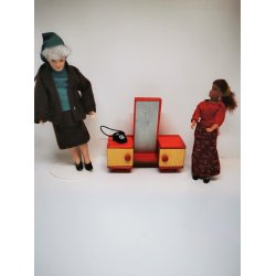 Tofa Kommode med spejl (brugt)