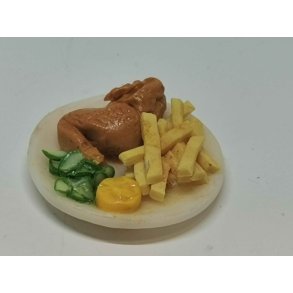 Grillkylling med pomfritter, remoulade og agurkesalat (hndlavet)