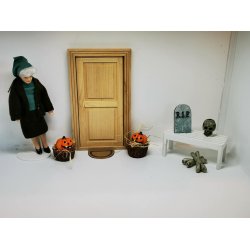 Gravsten til dukkehus scala 1:12 (hndlavet)