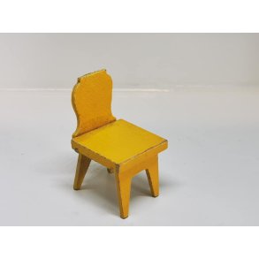 Stol i tr� (gammel)