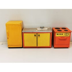 Lundby kkken skab med vask fra 1979 (brugt)