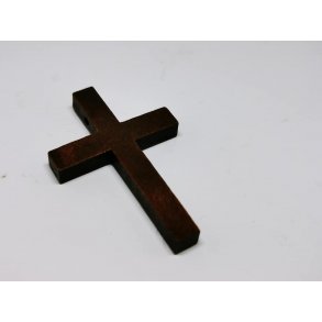 Kors i mrkebrun tr (nyt)