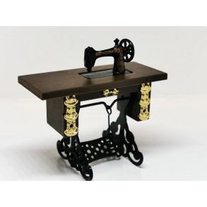 Symaskine p bord (ny)