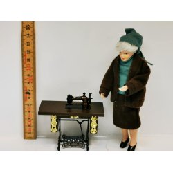 Symaskine p bord (ny)