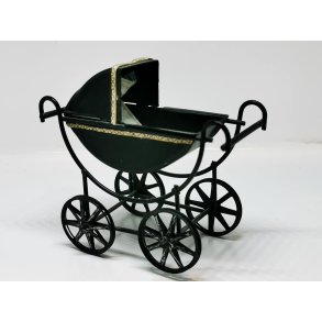 Barnevogn i metal (brugt)