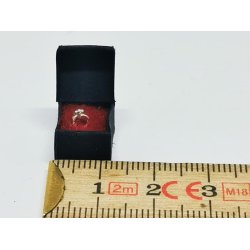 Ring i sort ske (hndlavet)