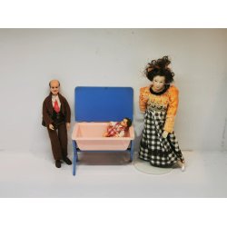 Puslebord/badekar i plastik (gammel+defekt)