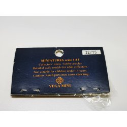 Gelnder st i hvidmalet tr (nyt)