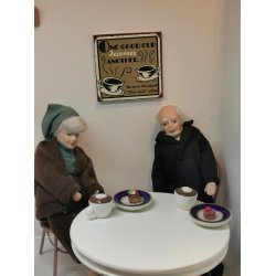 Kop med kaffe eller cacao i plastik (ny)