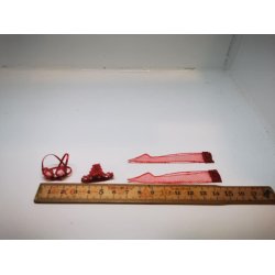 Lingeri og strmper (nyt)