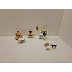 Meget lille hest i plastik (brugt)