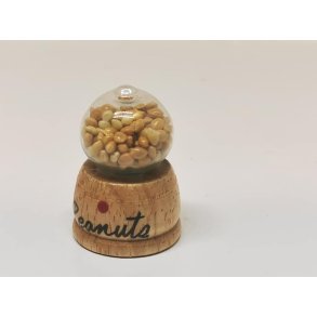 Dispenser med peanuts (ny)