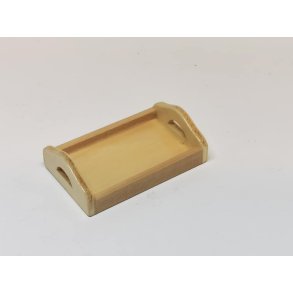 Bakke i lakeret tr (ny)