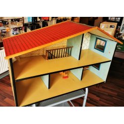 Lisa Dukkehus scala 1:16 (brugt) 