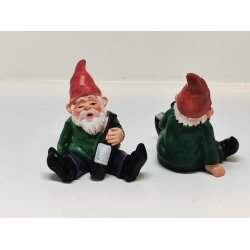 En trstig nisse i keramik (ny)