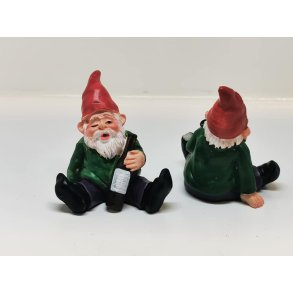 En trstig nisse i keramik (ny)