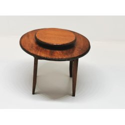 Rundt bord i tr (brugt)