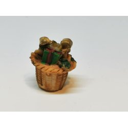 Meget lille kurv med julepynt (brugt)