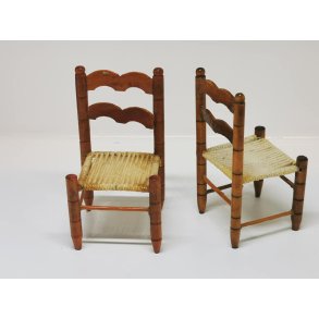 Spisebords stol til dukkerhuse scala 1:12 (brugt)