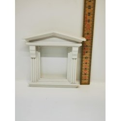 Victoriansk vindue i hvidmalet tr (brugt/som nyt)