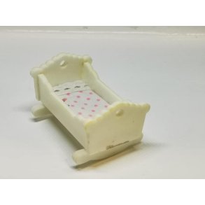 Lille vugge i plastik (brugt)