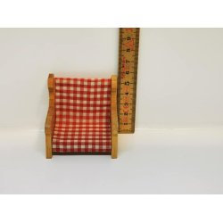 Lnestol til dukkehus scala 1:16/18 (brugt)