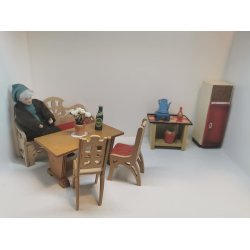 Spisebord til dukkehus scala 1:12 (gammel)