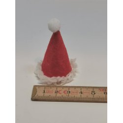 1. Nissehue med kvast (hndlavet)