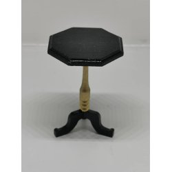 Sidebord i tr (brugt/som nyt)