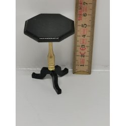 Sidebord i tr (brugt/som nyt)