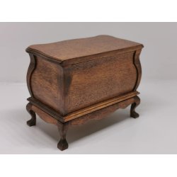 Mini Mundus Kommode i tr til dukkehus scala 1:12 (brugt/som ny)