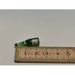 Vinflaske i plastik scala 1:16/18 (brugt)