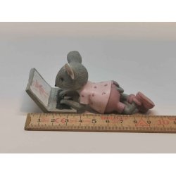 Maleg mus med computer i resin (brugt)