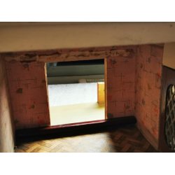 Fint lille dukke eller nisse hus (antik) muligvis Dansk fngselslegetj  