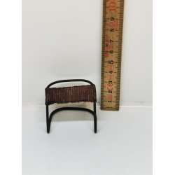 Skammel/stol/bord med metal stativ (gammel)