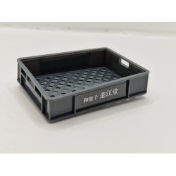 Kasse i plastik i forskellige farver (ny) ml 7,7 cm, brede 6 cm