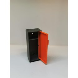 Skab i plastik (brugt)