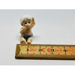 Dukke i resin (brugt)