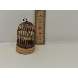 Fuglebur med fugl i tr (brugt)