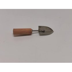 Haveredskab med tr hndtag (brugt)