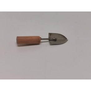 Haveredskab med tr hndtag (brugt)